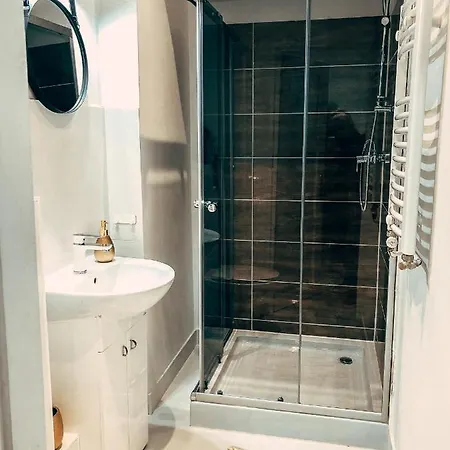 Royal Flats Old Town Apartment