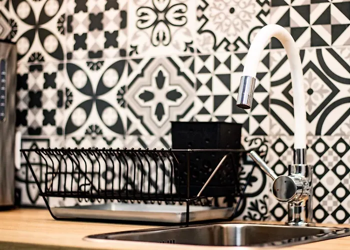 Royal Flats Old Town